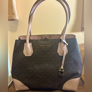 Michael Kors shoulder bag